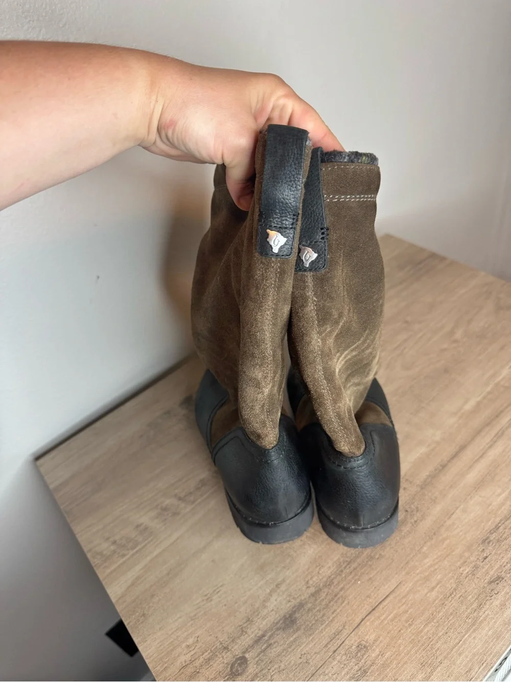 OluKai Haleakala Suede & Leather Mid-Calf Winter Boots Brown Black